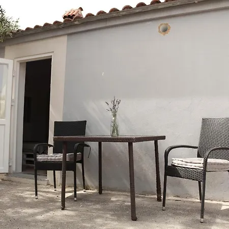 Apartment Studio Ideal For Two People *